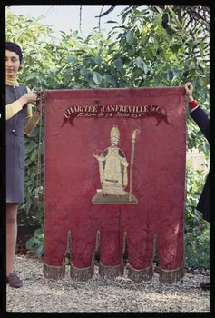 Renaud Segalen photographie MNATP. Mission de Martine Ségalen sur la charité d'Anfreville-la-Campagne (octobre 1970) Haute-Normandie, France 1970/10/18 Ph.1970.103.14 Photo
