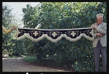 Renaud Segalen photographie MNATP. Mission de Martine Ségalen sur la charité d'Anfreville-la-Campagne (octobre 1970) Haute-Normandie, France 1970/10/18 Ph.1970.103.17 Photo