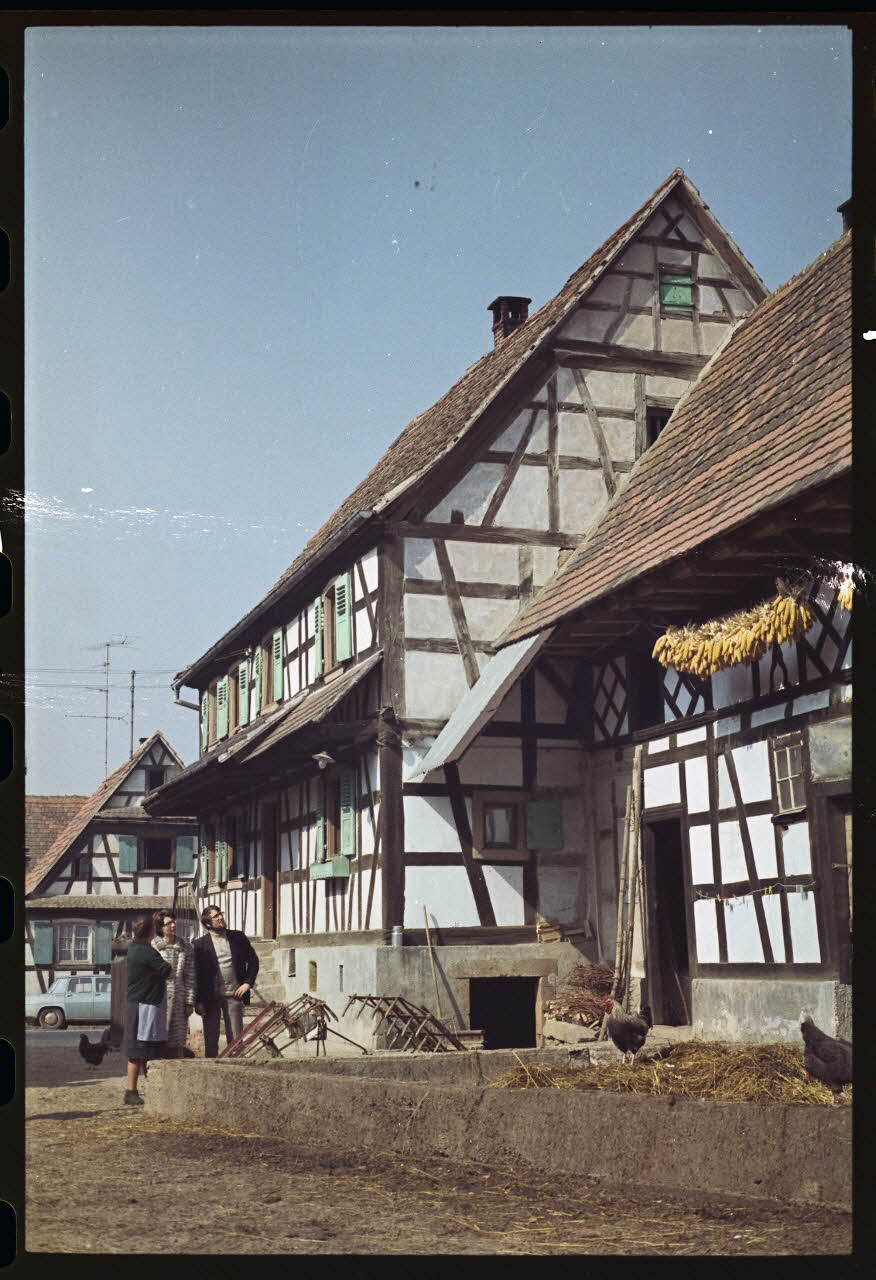 photographie Ferme de Monsieur Frédéric Saum. Le logis vu depuis la grange Ph.1971.100.57 Photo