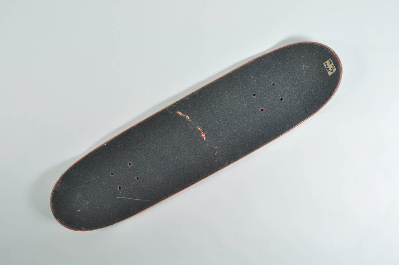 New Deal Skateboards planche de skateboard Californie, Etats-Unis 1990-1999 2002.45.112 Photo Mucem