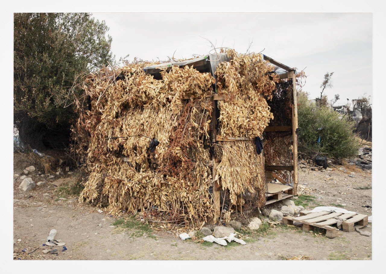Mathieu Pernot tirage photographique Camp de Moria, Lesbos (Grèce), 2020 Lesbos, Grèce 2020 2023.3.16 Photo Mathieu Pernot, Photo Mucem / Marianne Kuhn