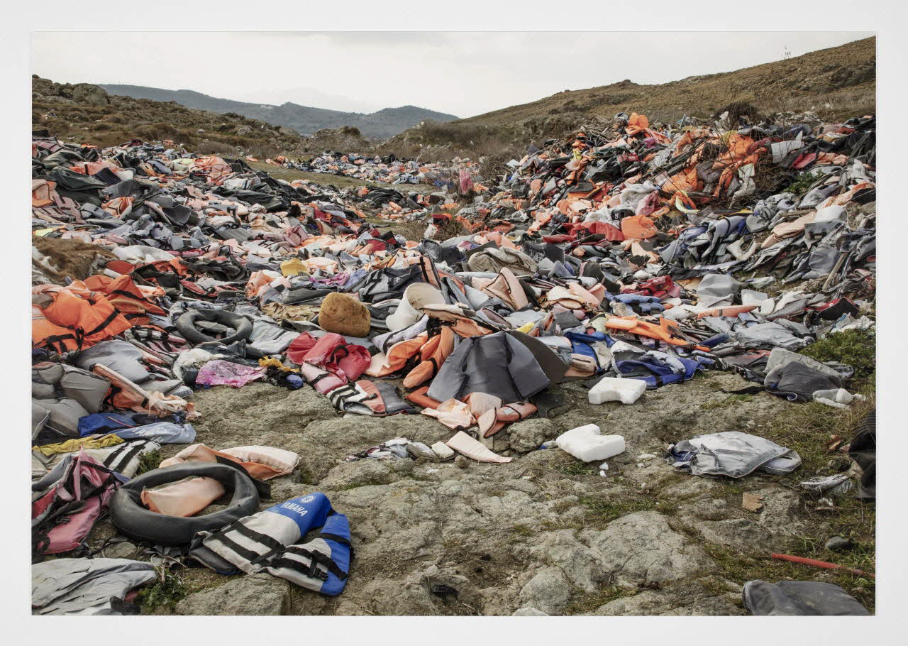 Mathieu Pernot tirage photographique Molyvos, Lesbos (Grèce) Lesbos, Grèce 2020 2023.3.4 Photo Mathieu Pernot, Photo Mucem / Marianne Kuhn