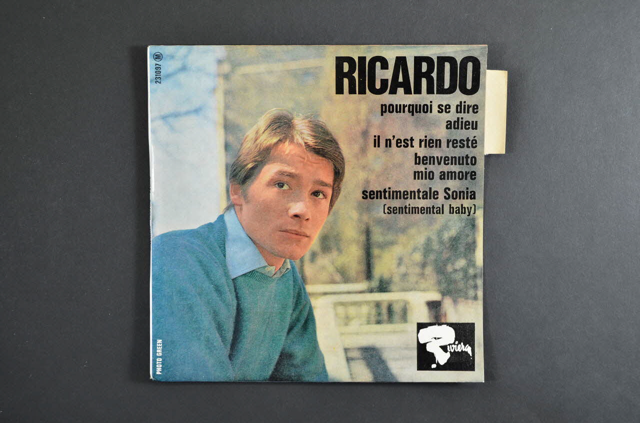 pochette de disque Sentimentale Sonia 2001.69.16.3641 Photo Mucem