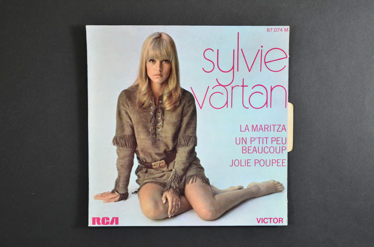 pochette de disque Un p'tit peu beaucoup 2001.69.16.3677 Photo Mucem