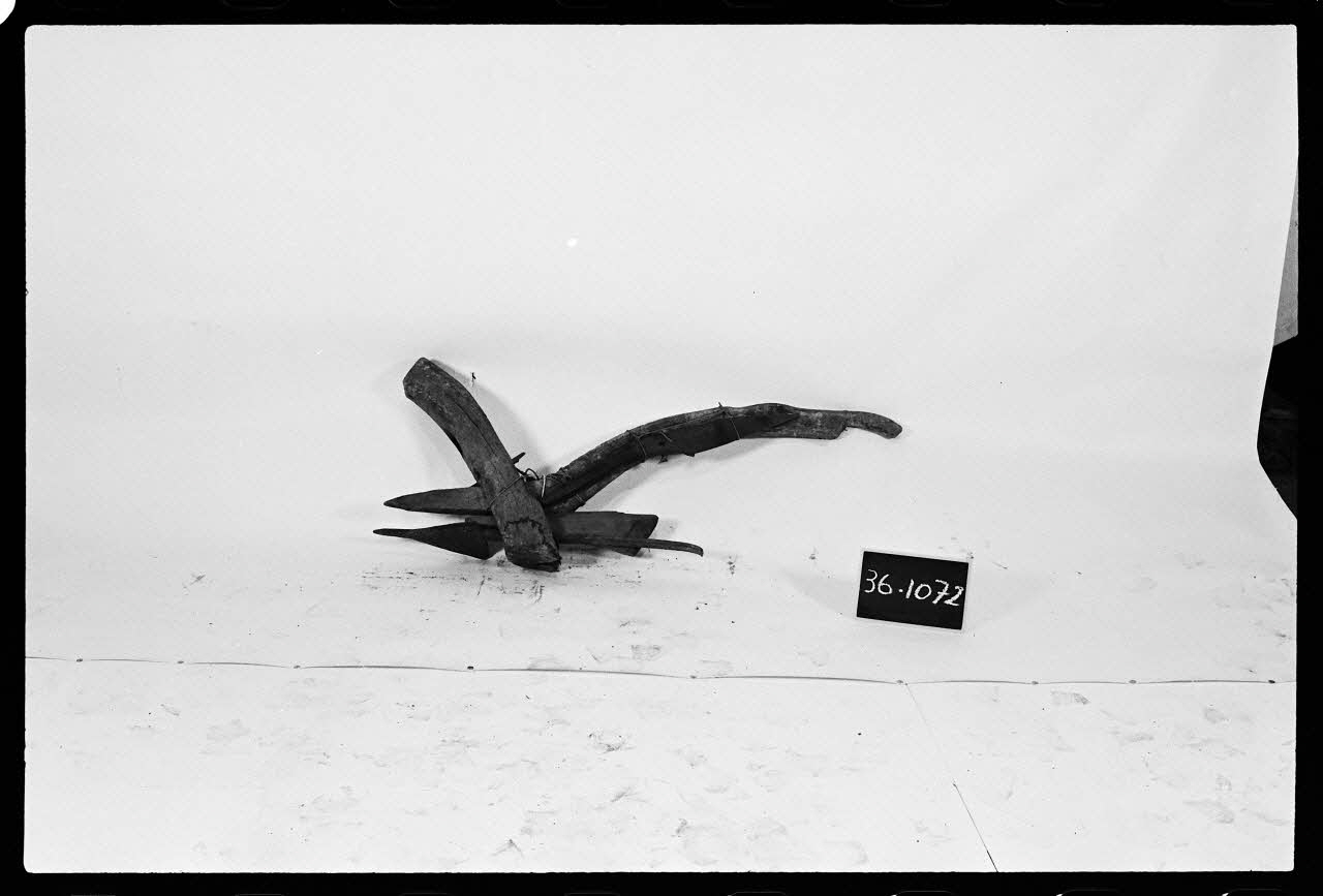 photographie Araire en bois et fer Ph.1977.1.1236 Photo