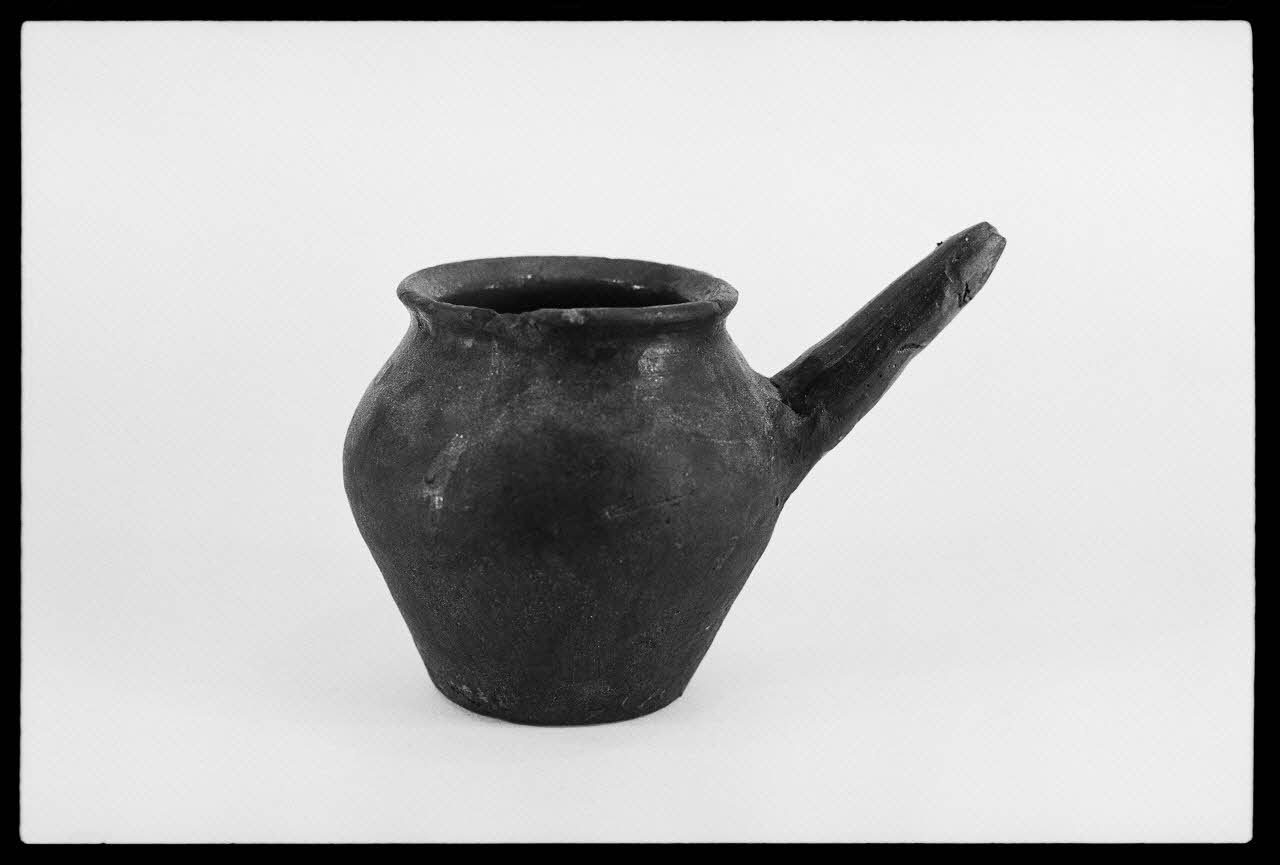 photographie Pot à manche Ph.1977.1.1355 Photo