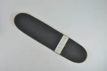 Mad Circle planche de skateboard Modèle "The Whippersnapper" Etats-Unis 1990-1999 2002.45.212  Photo Mucem