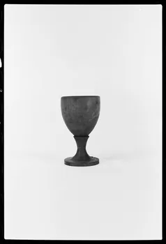 Alain Guey photographie Coquetier et assiette France 1977 Ph.1977.1.1544 Photo