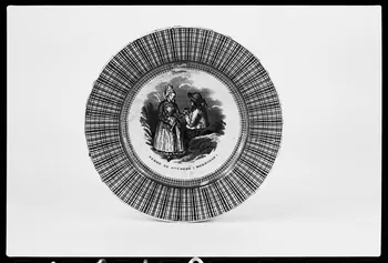 Alain Guey photographie Assiette France 1977 Ph.1977.1.1610 Photo