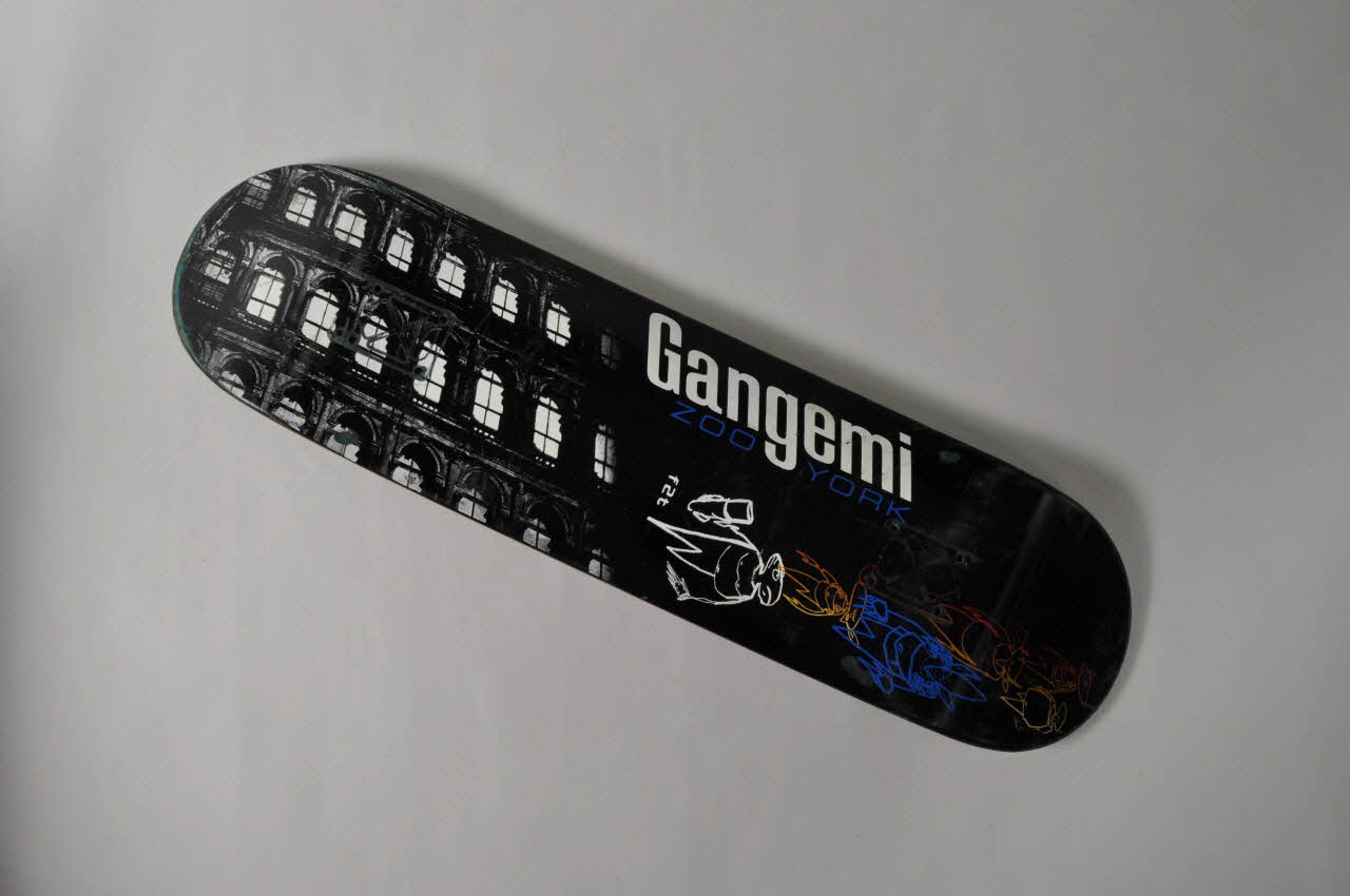 Zoo York ; Futura 2000 planche de skateboard Pro model "Robbie Gangemi" Etats-Unis 1993-1999 2002.45.215 Photo Mucem