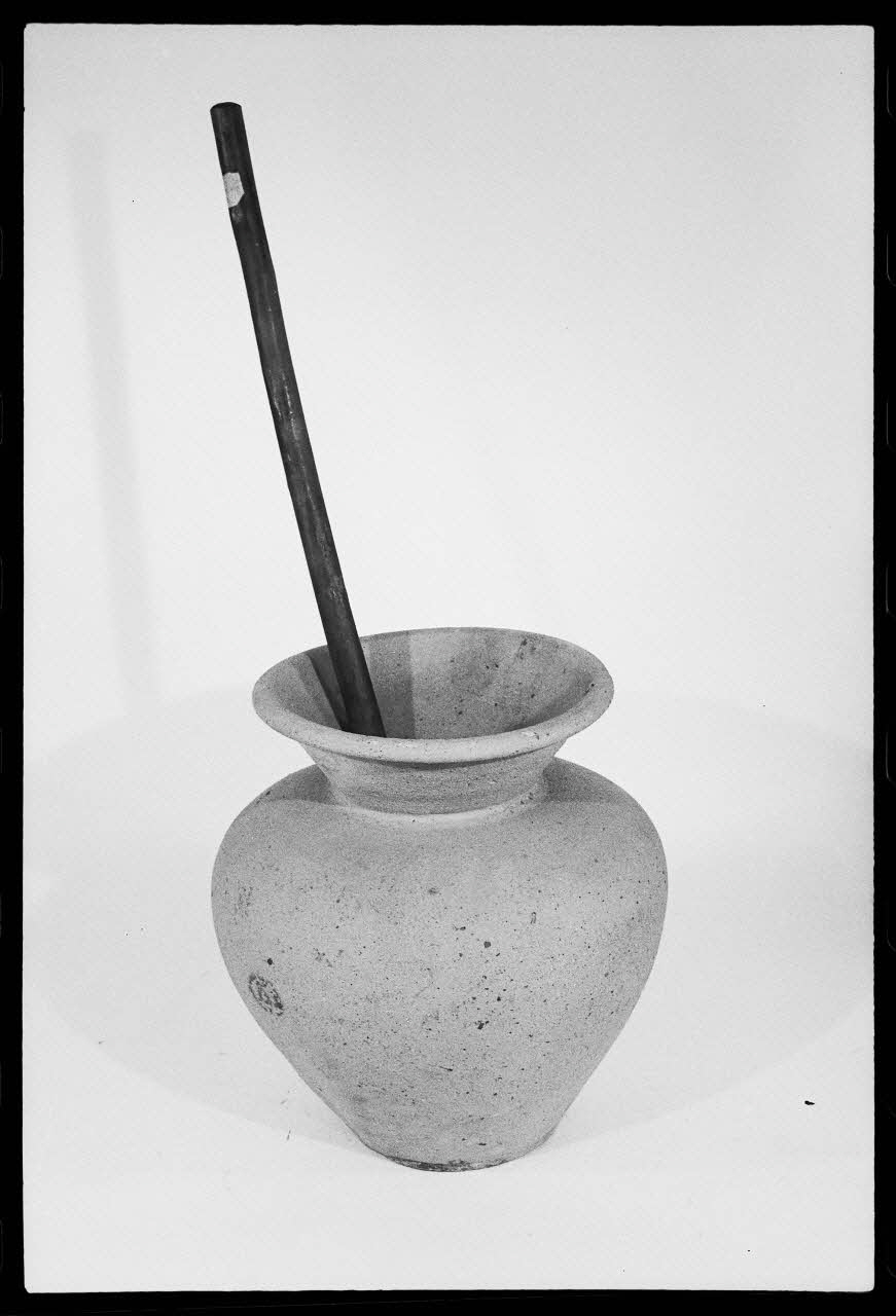 Jacques Hoepffner photographie Baratte à beurre France 1977/2/1 Ph.1977.1.228 Photo