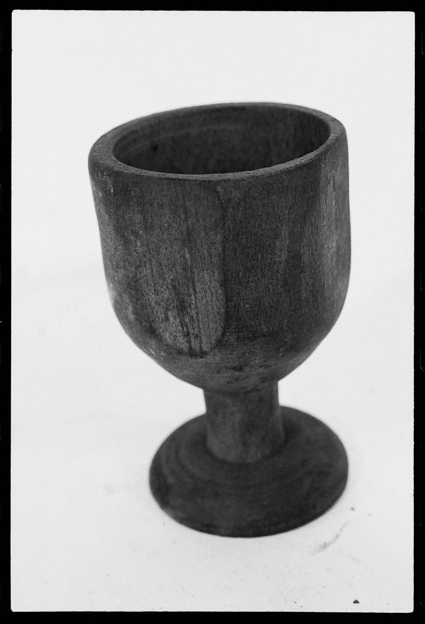 Jacques Hoepffner photographie Verre à pied France 1977/2/1 Ph.1977.1.260 Photo