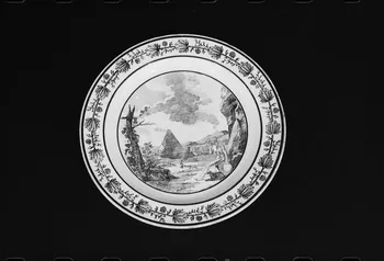 Jacques Hoepffner photographie Assiette France 1977/2/1 Ph.1977.1.274  Photo