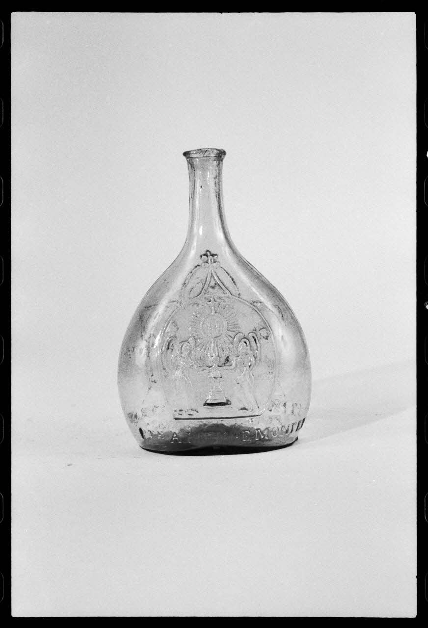 Alain Guey photographie Flacon France 1977/3/1 Ph.1977.1.402 Photo