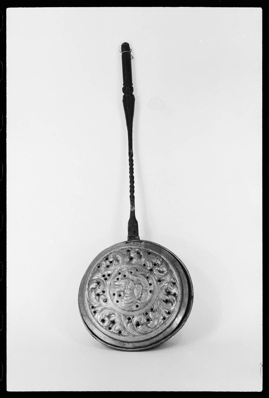 photographie Bassinoire Ph.1977.1.923 Photo