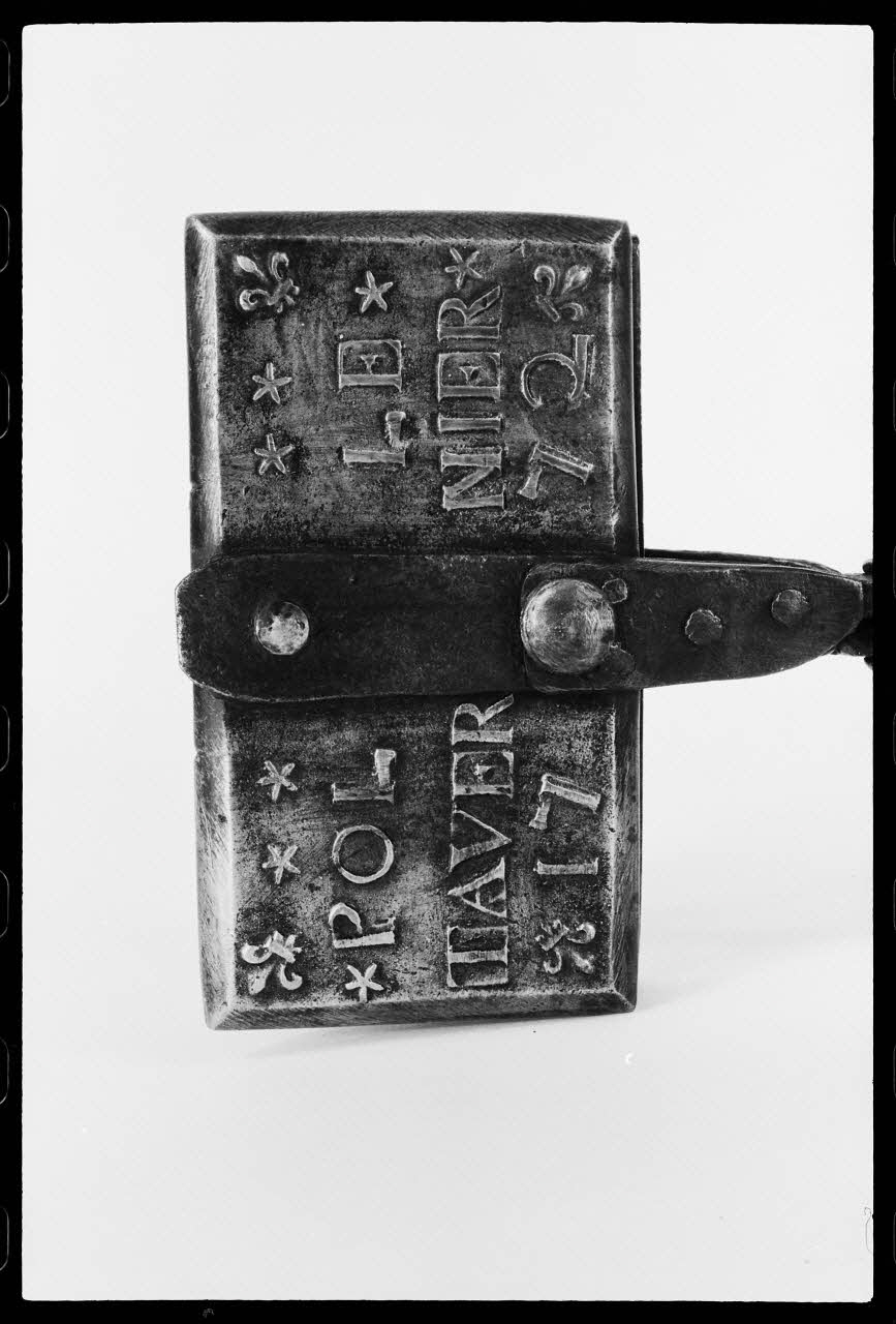 photographie Gaufrier gravé : "tavernier m." Ph.1977.1.926 Photo