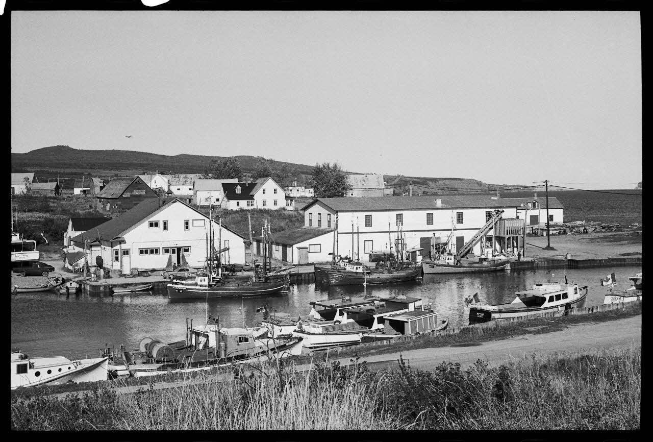 Jean Cuisenier photographie Enquête conduite par Jean Cuisenier au Québec (septembre 1976) Province du Québec, Canada 1976/9/1 Ph.1977.8.31 Photo