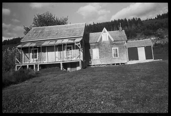 Jean Cuisenier photographie Enquête conduite par Jean Cuisenier au Québec (septembre 1976) Province du Québec, Canada 1976/9/1 Ph.1977.8.6 Photo
