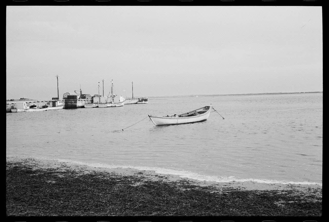 Jean Cuisenier photographie Enquête conduite par Jean Cuisenier au Québec (septembre 1976) Province du Québec, Canada 1976/9/1 Ph.1977.8.60 Photo