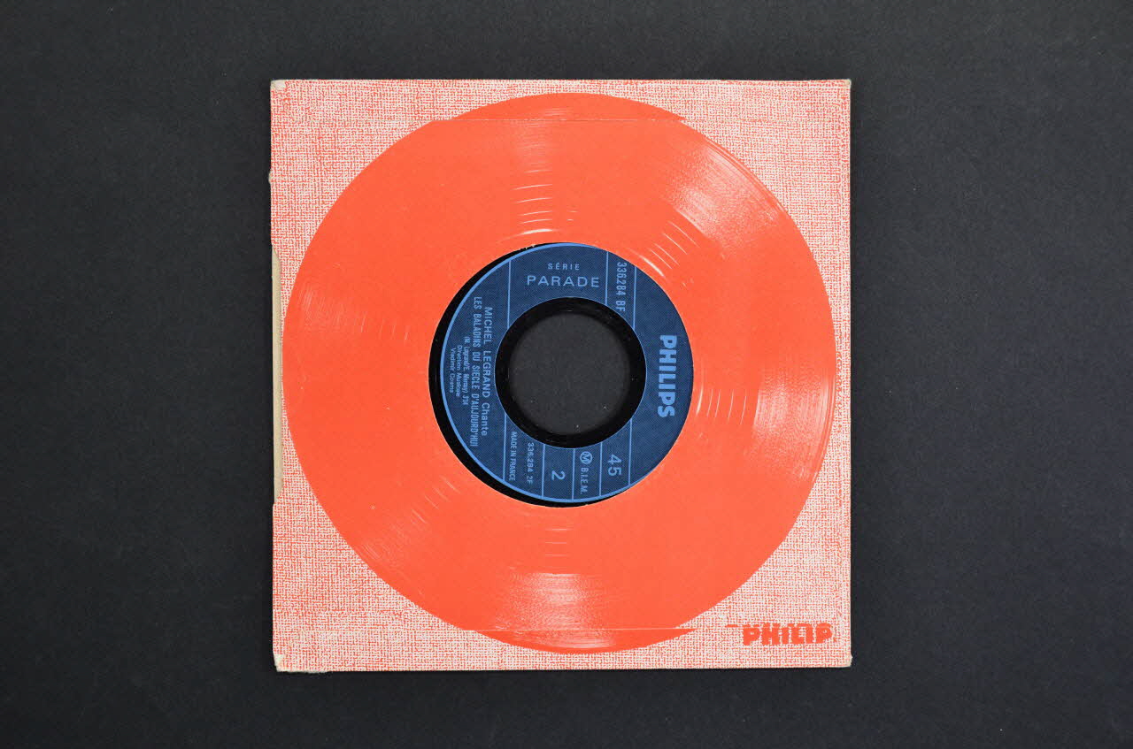 disque 45 tours Les moulins de mon coeur 2001.69.16.455.1-2 Photo Mucem