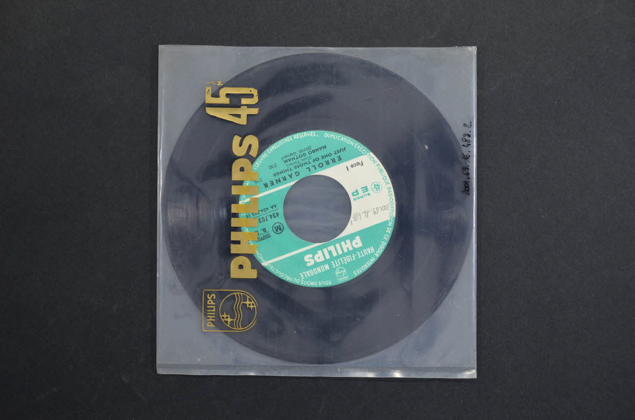disque 45 tours Just one of those things 2001.69.16.488.1-2 Photo Mucem