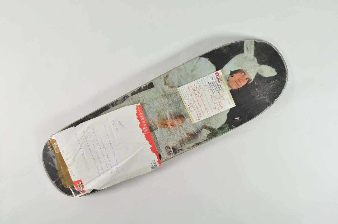 Real Skateboards planche de skateboard Pro model "Jim Thiebaud", série Costume Slick 1/4 Californie, Etats-Unis 1992-1996 2002.45.89 Photo Mucem