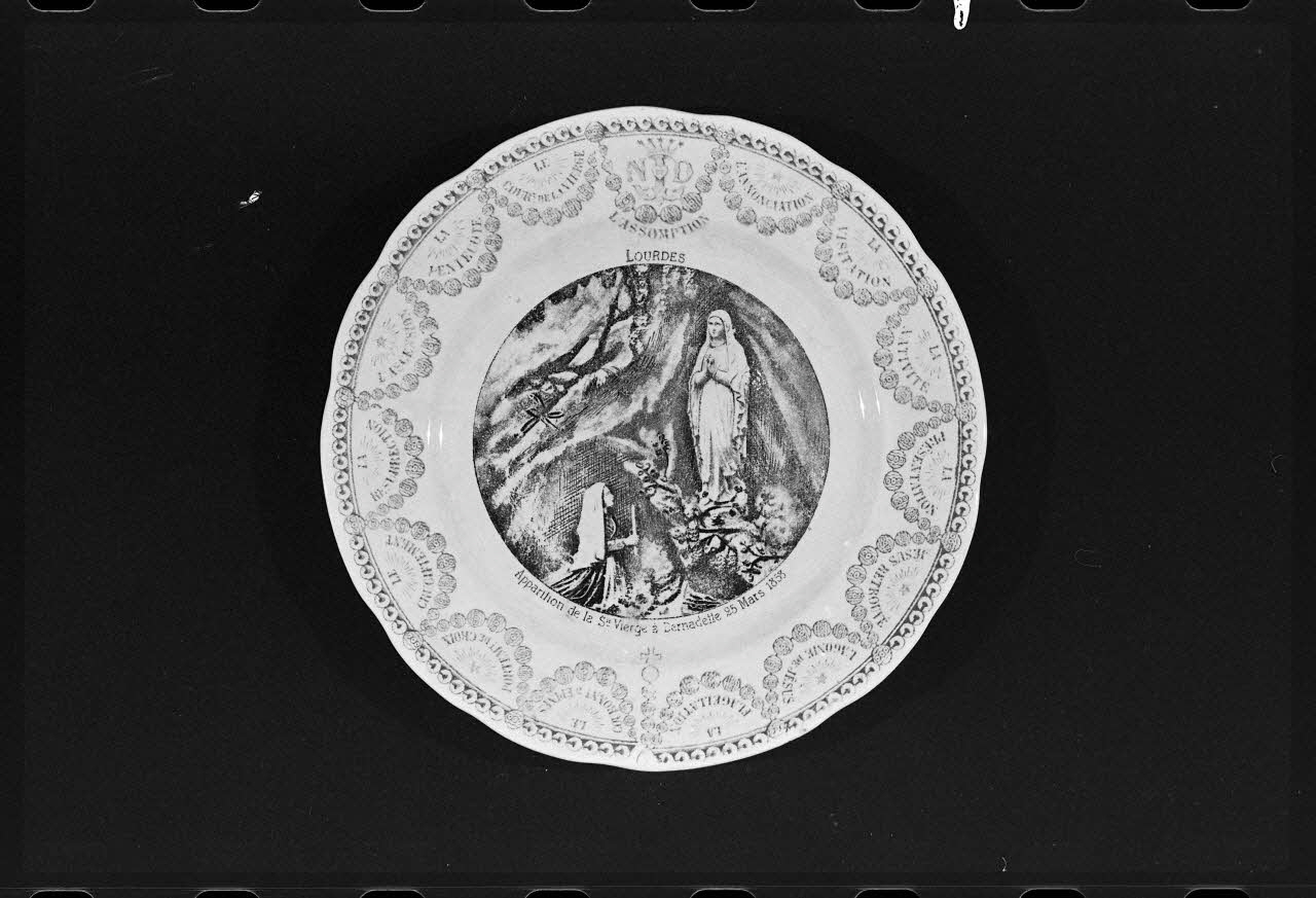 Marc Beaudenom photographie Assiette France 1978 Ph.1978.1.1031 Photo