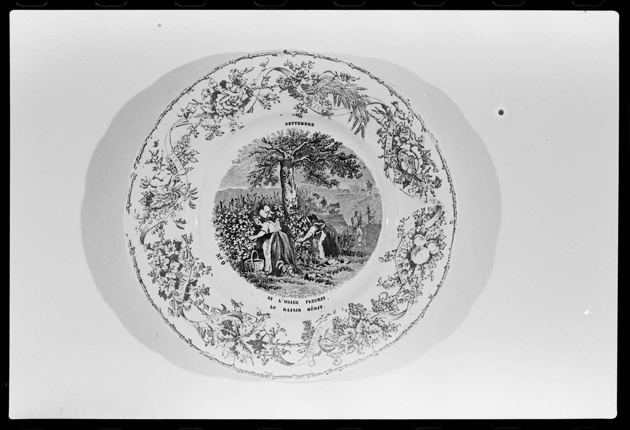 Alain Guey photographie Assiette plate France 1978 Ph.1978.1.1224 Photo