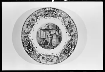 Alain Guey photographie Assiette plate France 1978 Ph.1978.1.1227 Photo