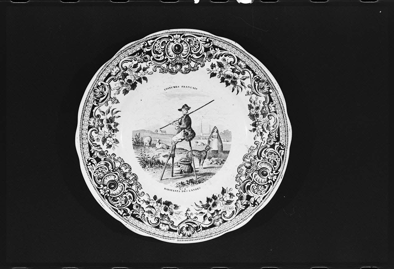 Alain Guey photographie Assiette : costume français France 1978 Ph.1978.1.1262 Photo