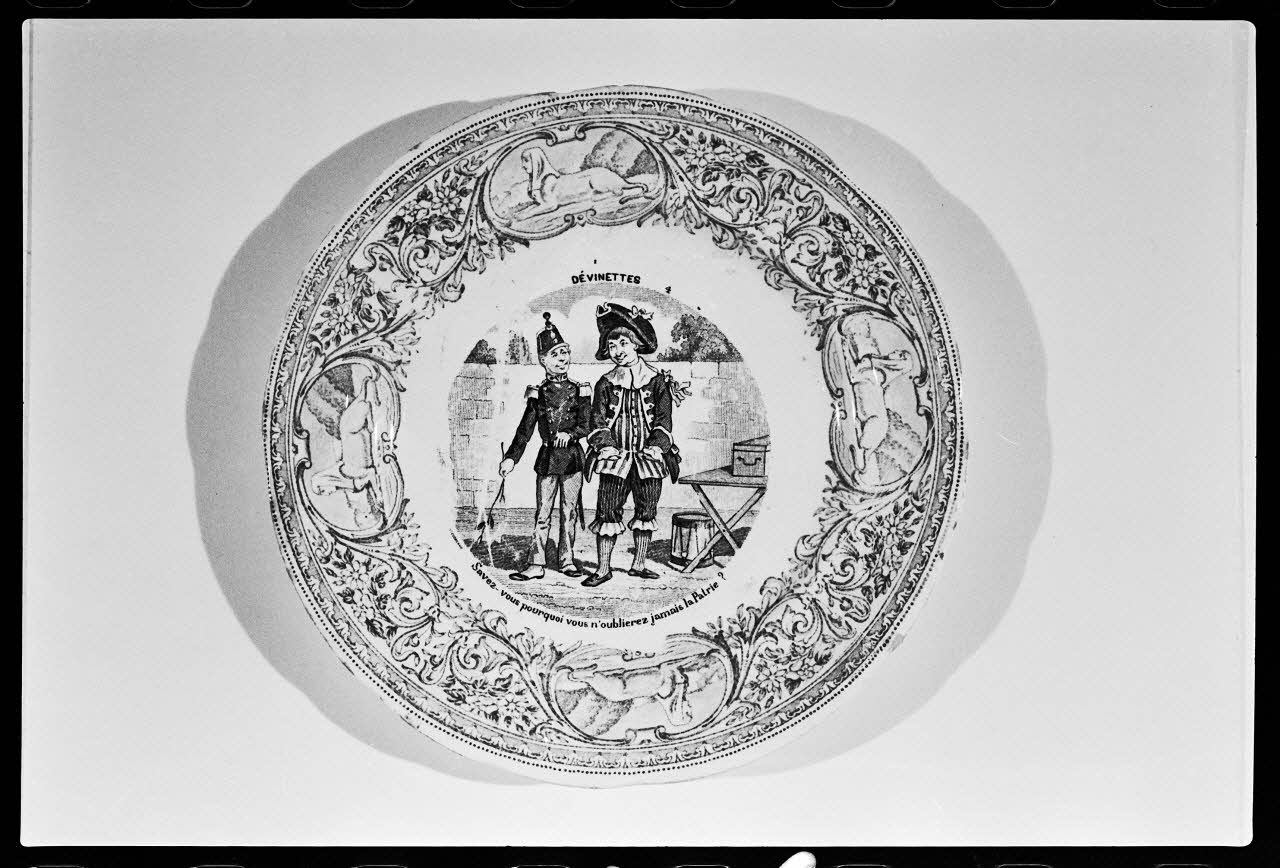Alain Guey photographie Assiette plate France 1978 Ph.1978.1.1361 Photo