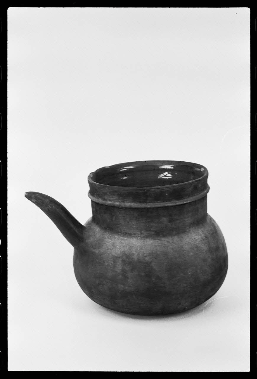 photographie Pot à manche Ph.1978.1.703 Photo
