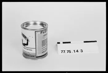photographie Outillage spécialisé de cordonnerie Ph.1978.1.894 Photo