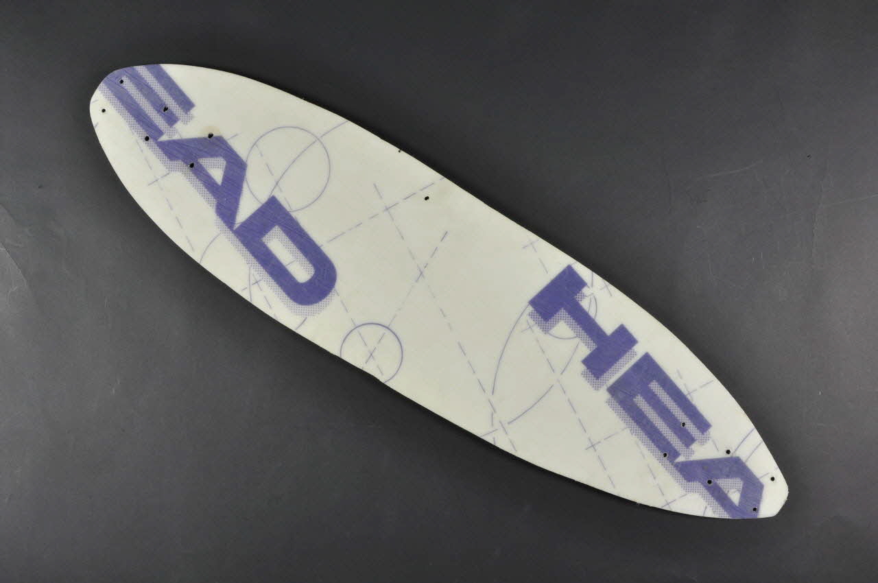 Head ; Gilles Lazennec planche de skateboard France 1985-1989 2002.48.2 Photo Mucem