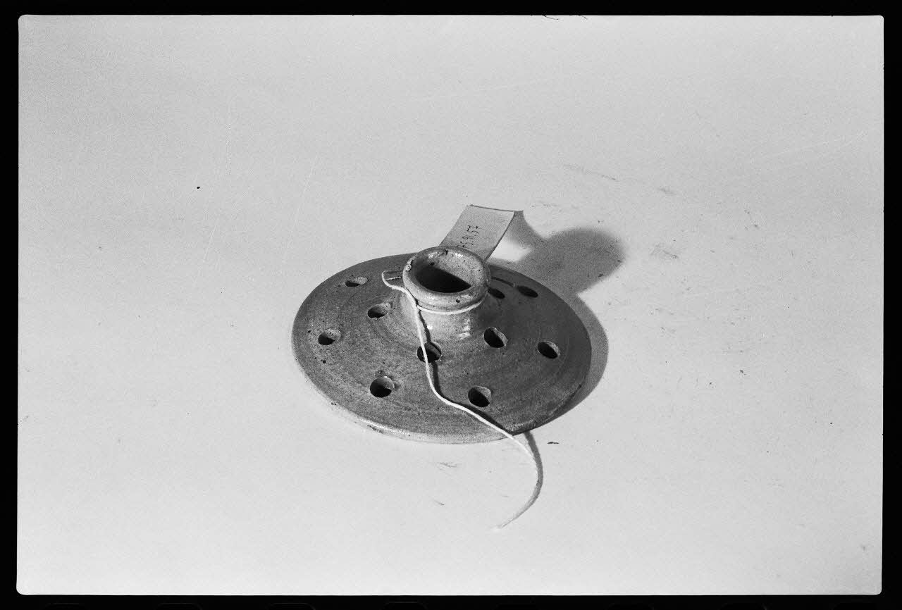 photographie Veille-lait à couvercle Ph.1979.1.1533  Photo