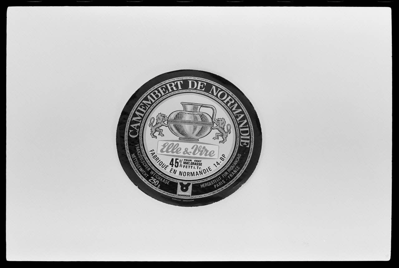 Marc Beaudenom photographie Boîte à fromage France 1979 Ph.1979.1.1616 Photo