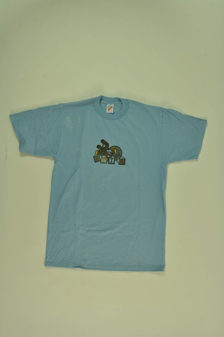 Etnies tee-shirt Etats-Unis 1989-1999 2002.51.6 Photo Mucem