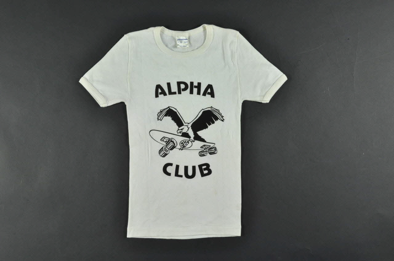 Alpha tee-shirt France 1975-1978 2002.54.5 Photo Mucem