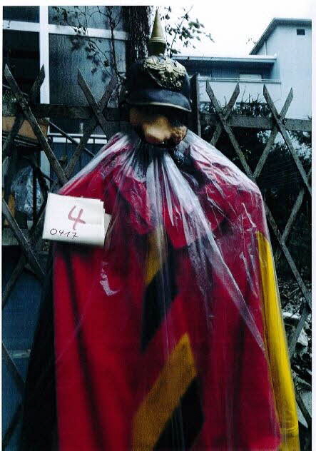 costume de carnaval Costume du Prussien pour le thème Grüezi, Grüezi Canton de Bâle, Suisse 2008 2014.31.7.1-2 Photo Mucem