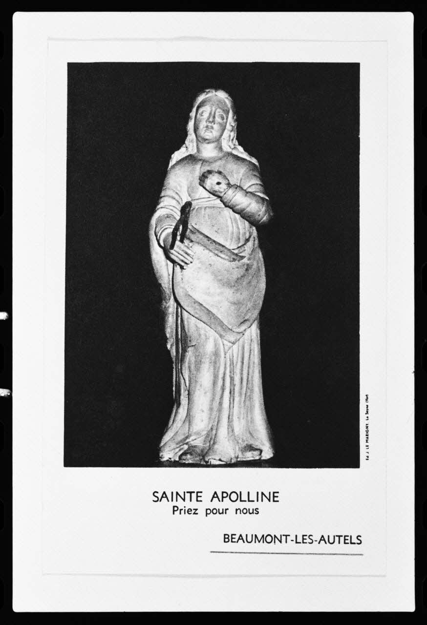 photographie Imagerie religieuse : sainte Apolline invoquée contre les maux de dents et de tête. Sépia . 20è siècle Ph.1979.111.11 Photo