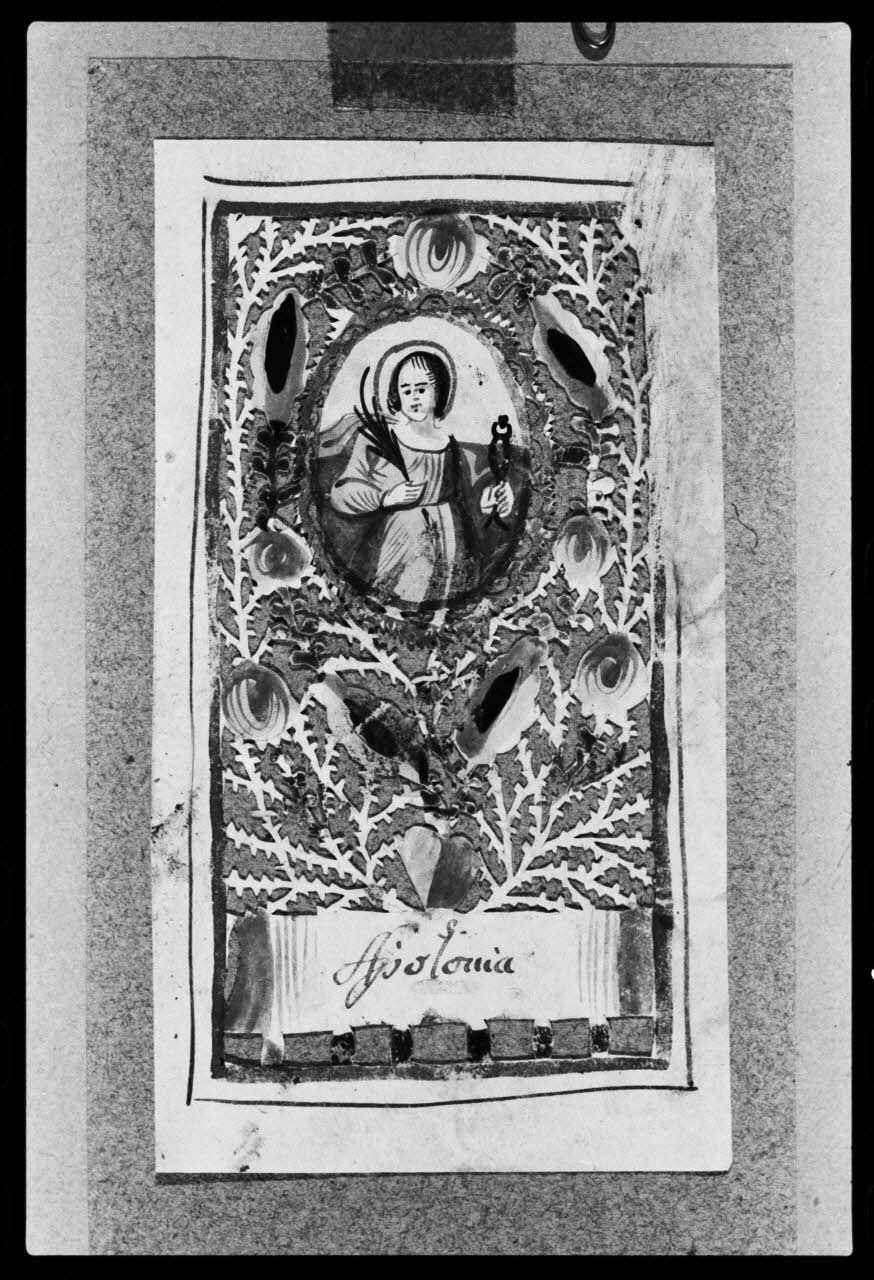 photographie Canivet à sainte Apolline. Sainte invoquée contre les maux de dents et de tête) Ph.1979.111.15 Photo