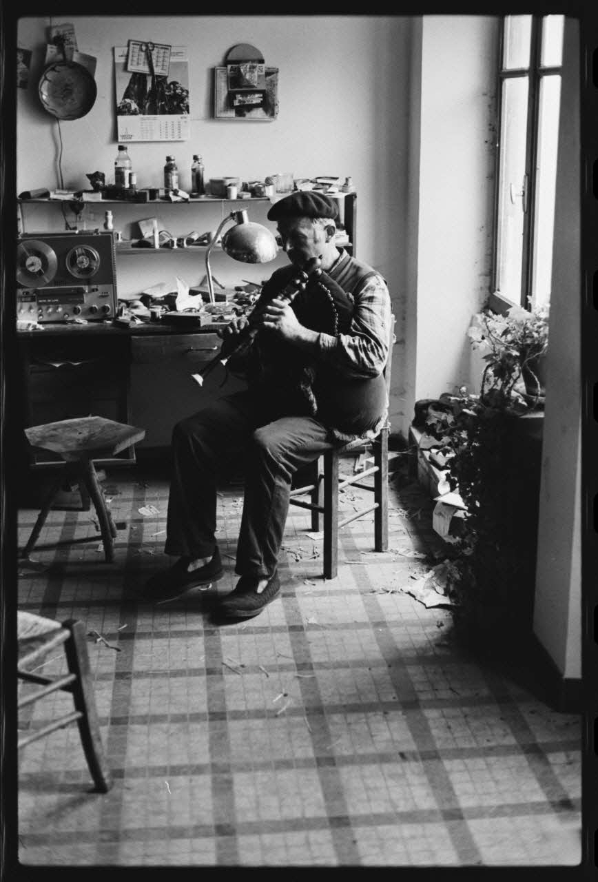 photographie Instrumentiste : cabrette ancienne Ph.1979.45.545 Photo