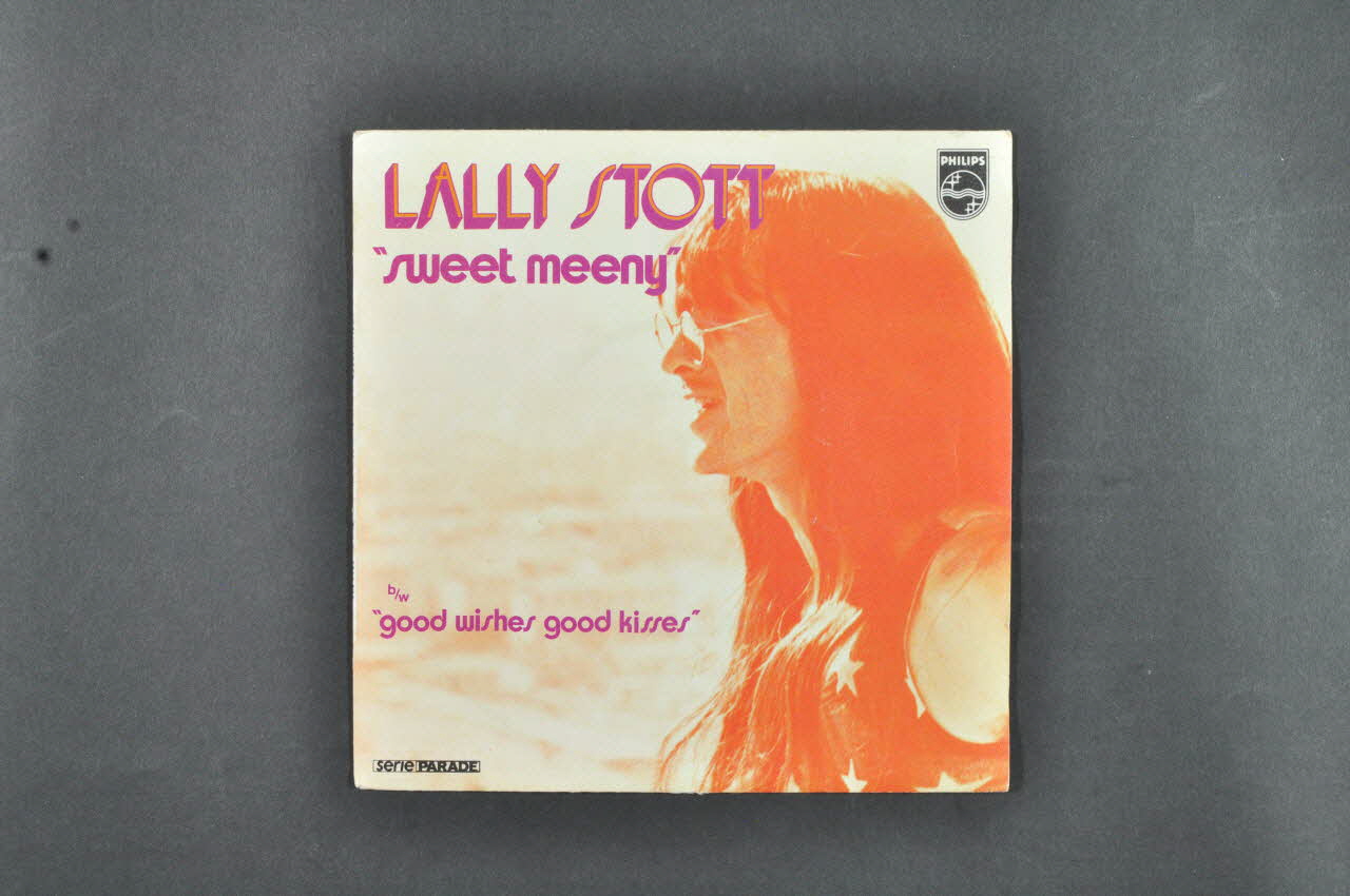 disque 45 tours Good wishes good kisses 2001.69.16.635.1-2 Photo Mucem