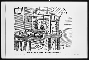 photographie Vie quotidienne d'ouvriers du textile dans un atelier industriel du Nord en 1900. Tisserand dans sa maison d'une cité ouvrière. Croquis d'un métier à tisser dans l'"Echo du Nord" de 1906 Ph.1979.58.7  Photo