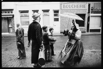 Thomas Chamarat photographie Carnaval et mi-carême : fanfare Centre, France 1979 Ph.1979.75.20 Photo