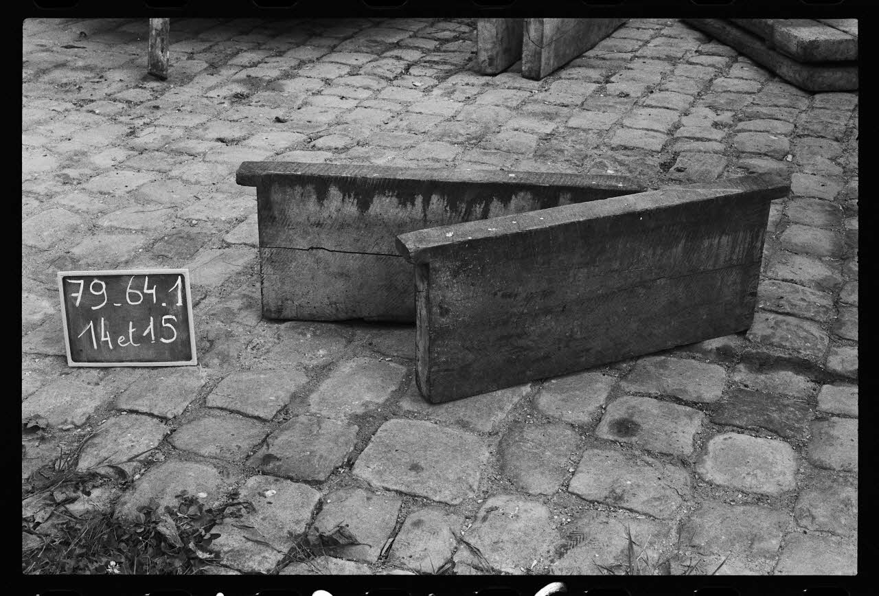 photographie MNATP. Antenne Saint-Riquier. Pressoir à vin. Traverse Ph.1981.1.1216 Photo