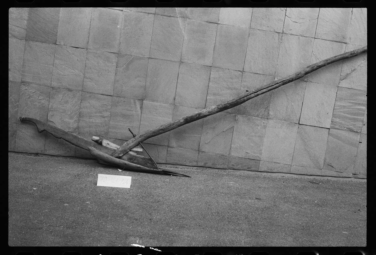 photographie MNATP. Antenne Saint-Riquier. Araire Ph.1981.1.1251 Photo