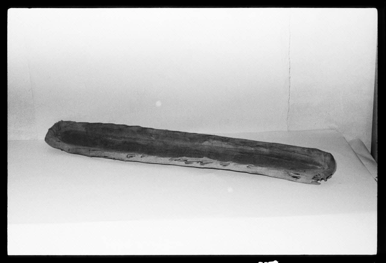photographie MNATP. Antenne corse. Préparation à crue : pain Ph.1981.1.1975 Photo