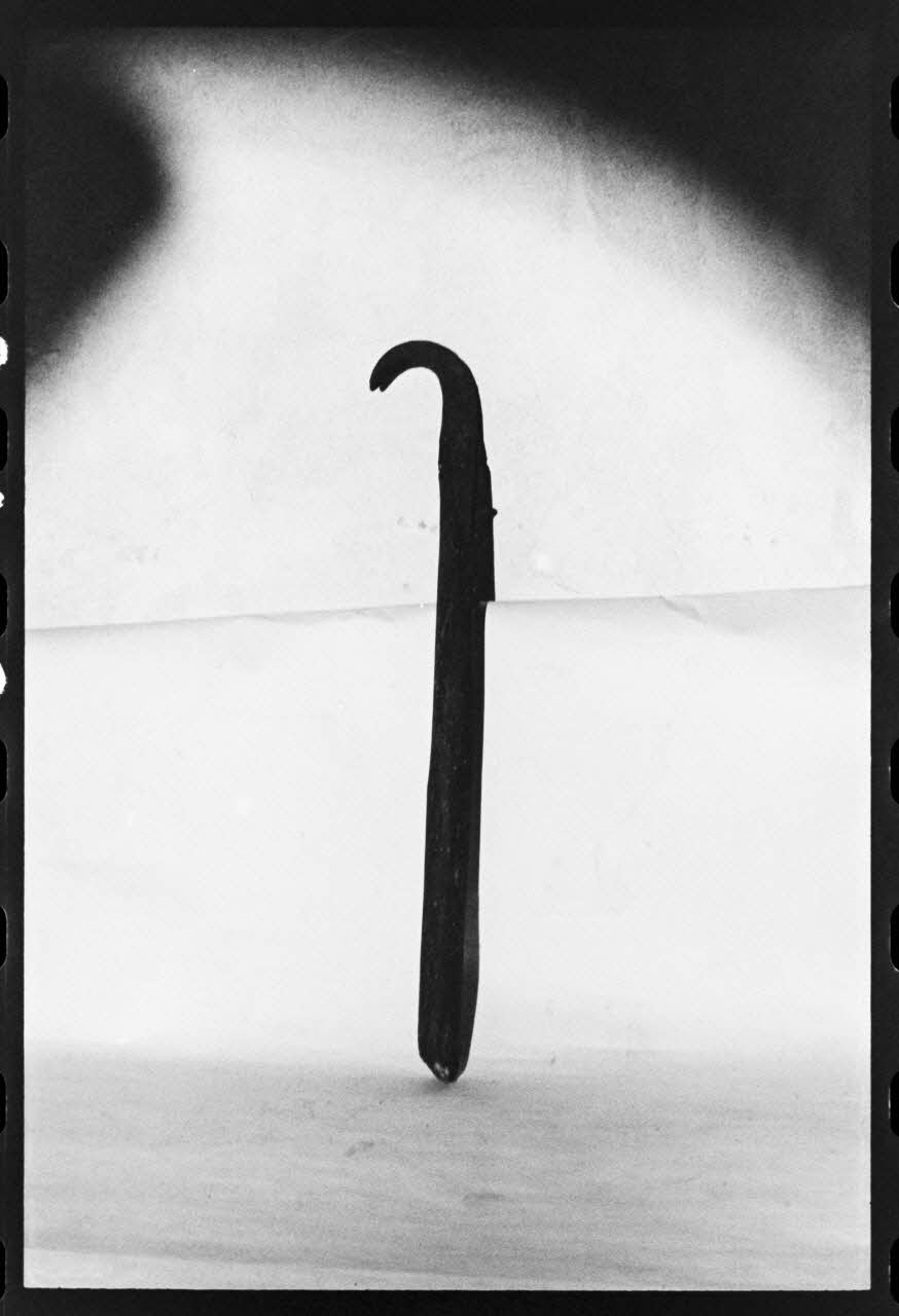 photographie MNATP. Antenne corse. Serpe, "rustaghjn" (nom local) Ph.1981.1.2207 Photo