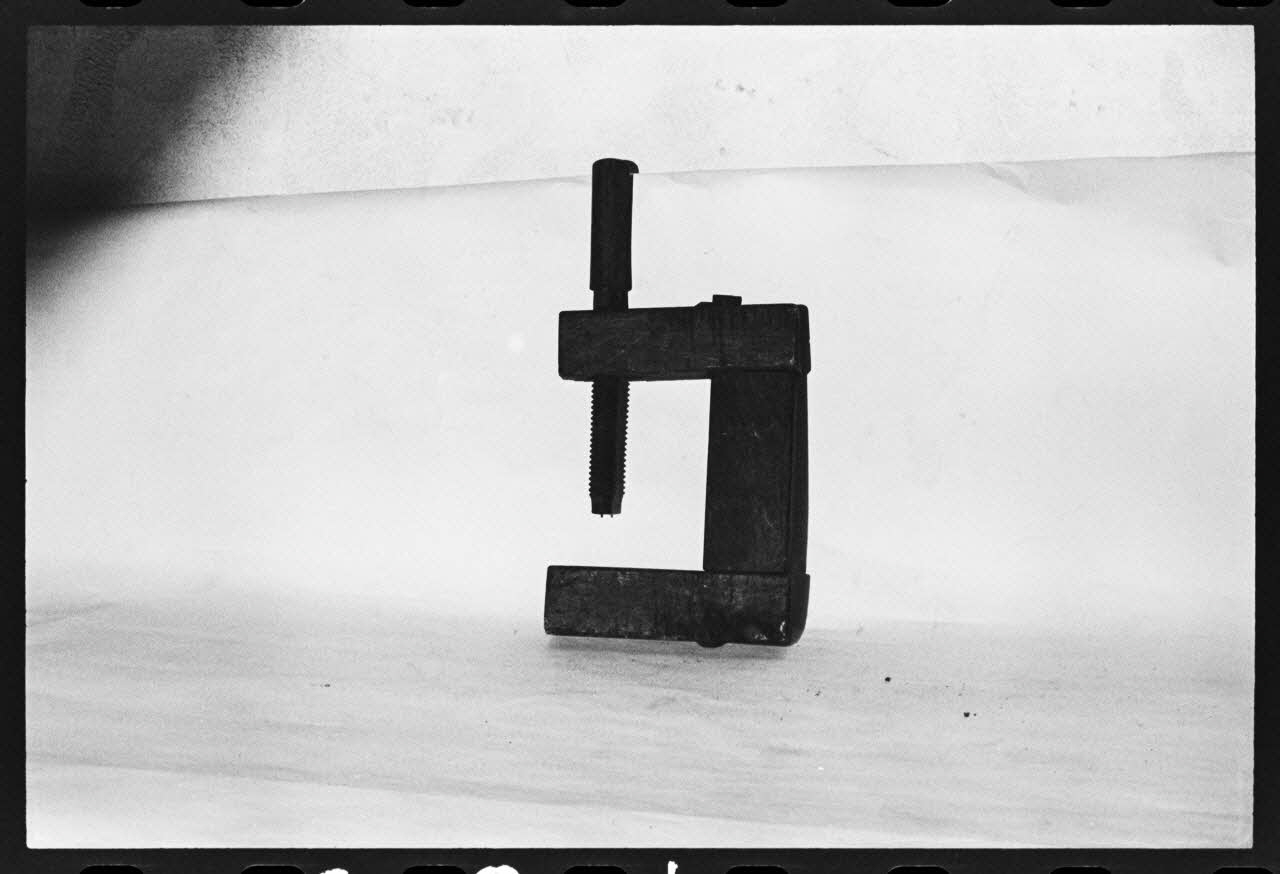 photographie MNATP. Antenne corse. Etau Ph.1981.1.2214 Photo